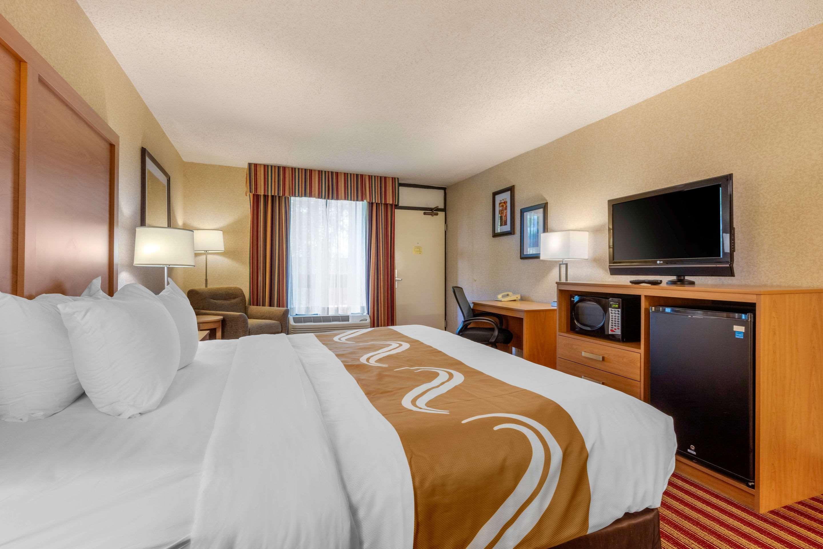 Quality Inn Exit 4 Clarksville Bagian luar foto